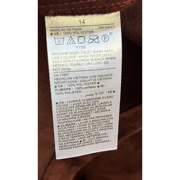 NWT Old Navy short Skirt Ladies Size 14 Suede Mile Skin Women’s Wine Tasting - Picture 8 of 10